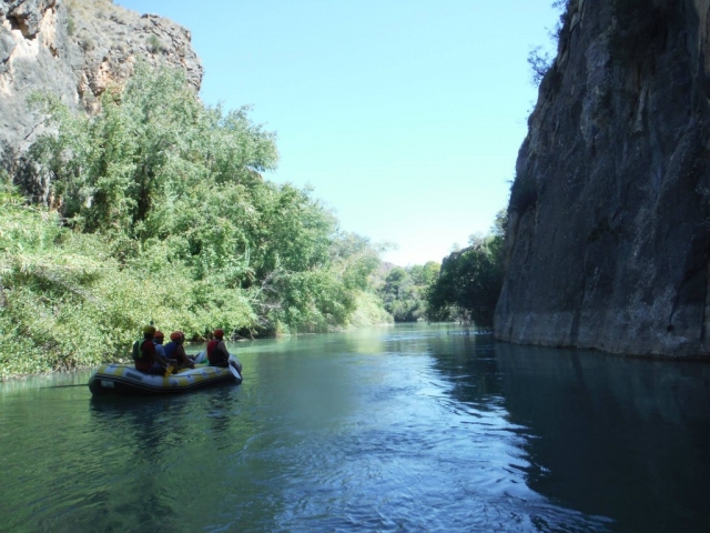 Disfruta del rafting.jpg